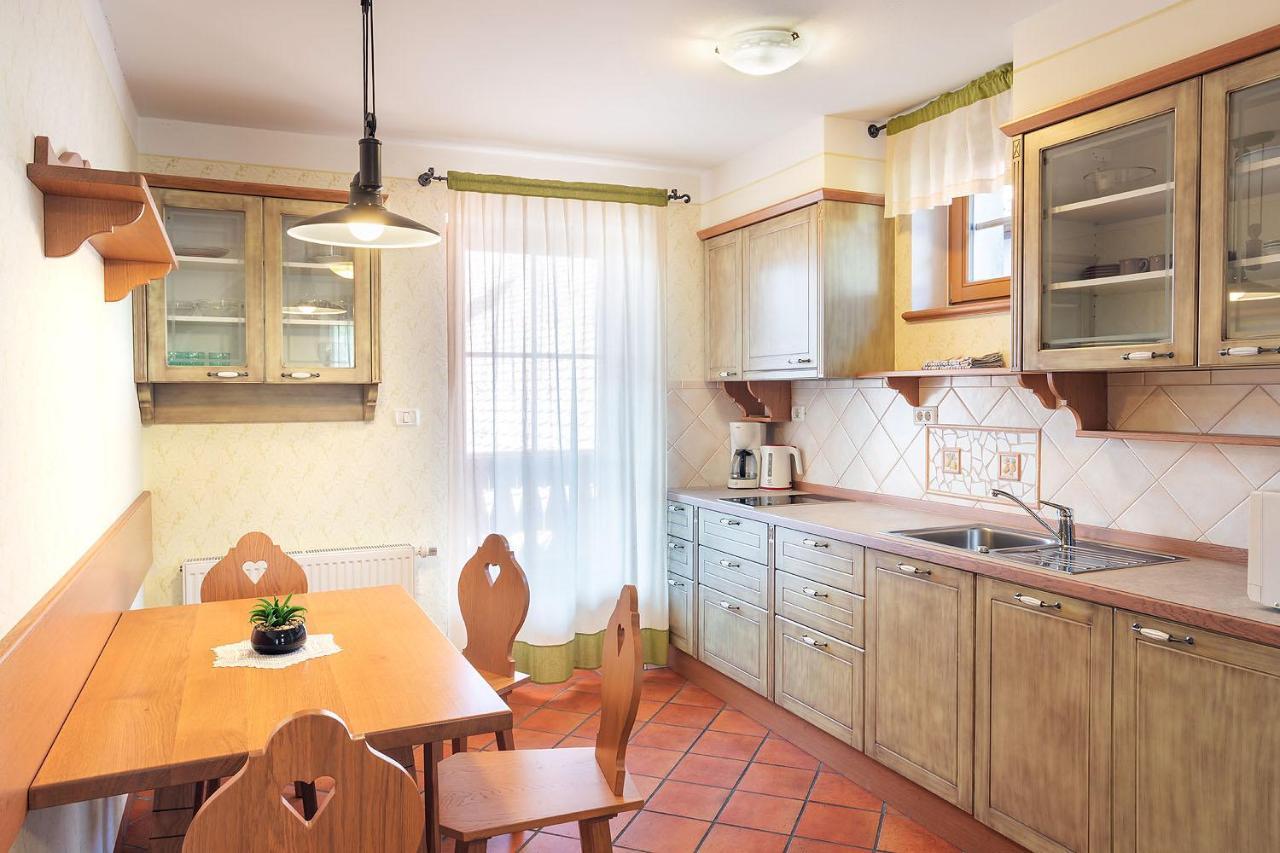 Apartments Tourist Farm Matijovc Naklo Zewnętrze zdjęcie