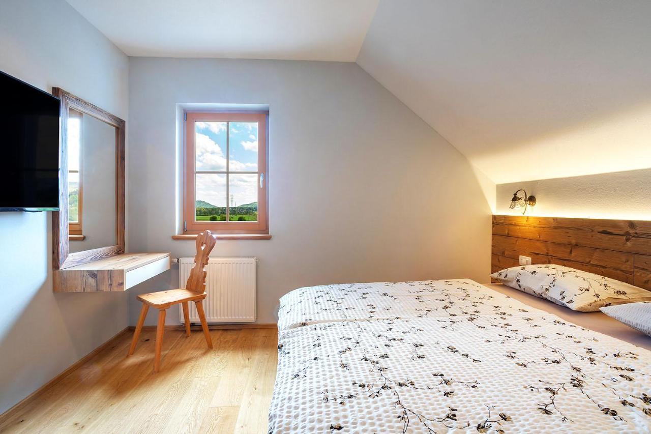 Apartments Tourist Farm Matijovc Naklo Zewnętrze zdjęcie