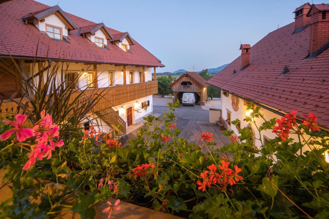 Apartments Tourist Farm Matijovc Naklo Zewnętrze zdjęcie